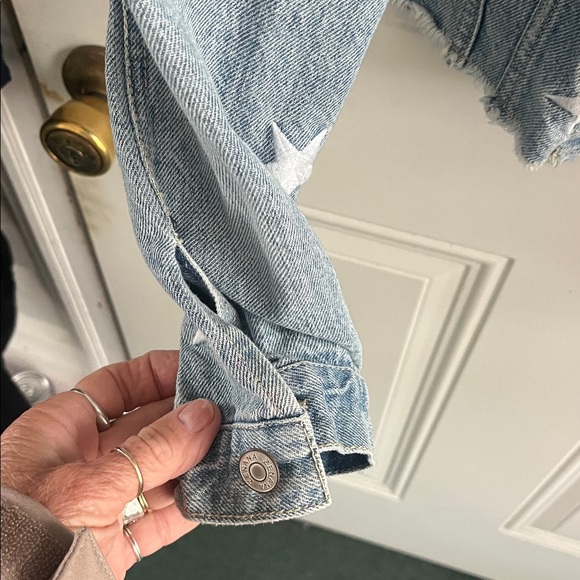 Zenana Women’s Large Outfitters Blue Denim Jacket with White Stars 100% cotton - Picture 5 of 8